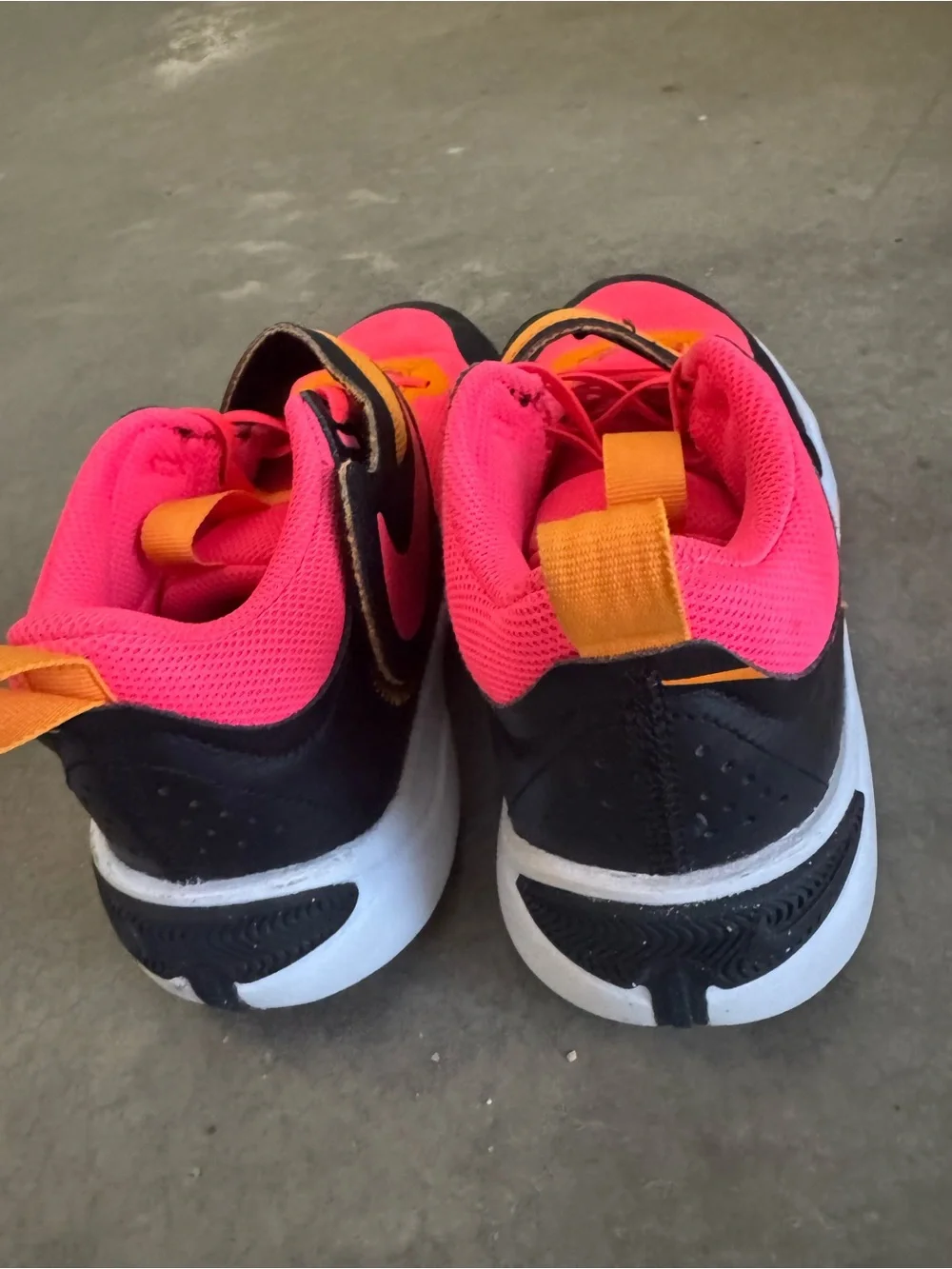 Nike Kids Sneakers in Pink and Orange